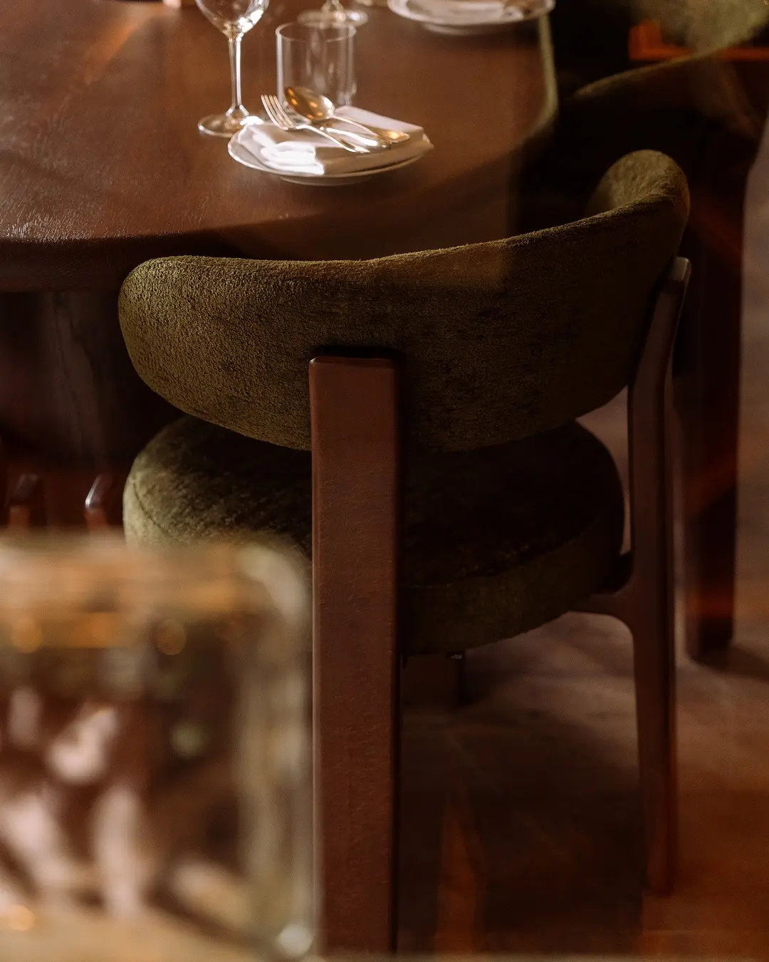 𝐓𝐎𝐄𝐓 . Bij Toet in Amsterdam draait alles om een frisse, moderne beleving Met de...