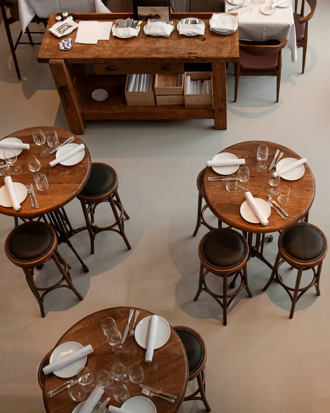 𝗖𝗹𝘂𝗯 𝗕𝗶𝗿𝗱𝗶𝗲𝘀 . Voor Club Birdies, de grootste indoor golfbaan van de Benelux, heeft Leta...