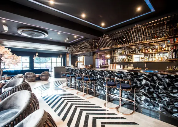 ARRAY ESSEX RESTAURANT Featured - Tafels op maat