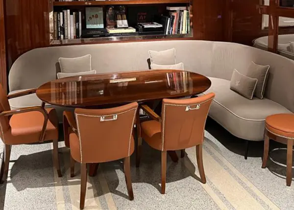 CIPRIANI 7 - glazen meubelen