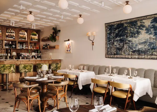 Cafegarconamsterdam 1119x800 - horeca barkrukken