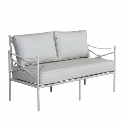 DESOYAN 2 Scaled - tafels stoelen horeca