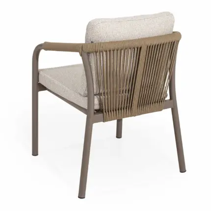 EKOSSI 4 Scaled - stoelen en tafels voor horeca