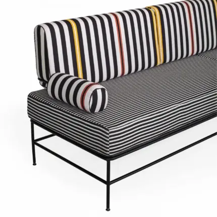 MAGGIO 4 Scaled - stoelen en tafels voor horeca