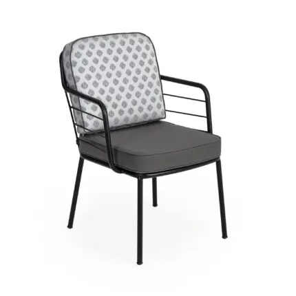NESA 2 - terras meubelen