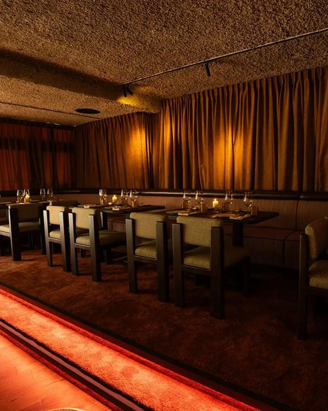 𝗠𝗲𝘀𝗮 𝗠𝗲𝘀𝗮 . Bij Mesa Mesa aan het Marie Heinekenplein in Amsterdam draait alles om...