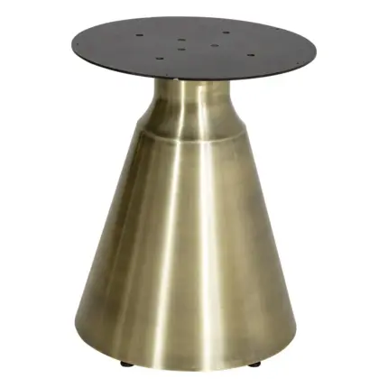L 1101 - stoelen en tafels voor horeca