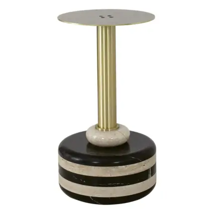 L 1701 - tafels stoelen horeca