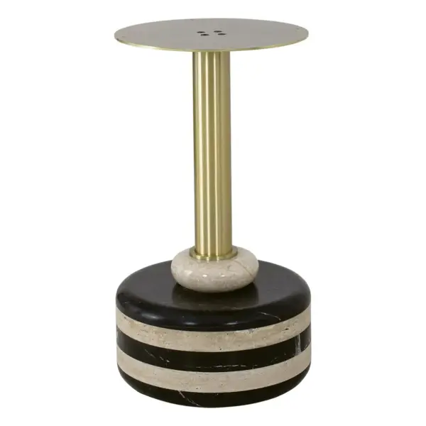 L 1701 - tafels stoelen horeca