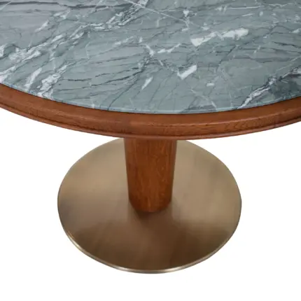M 1633 L 029 2 - tafels stoelen horeca